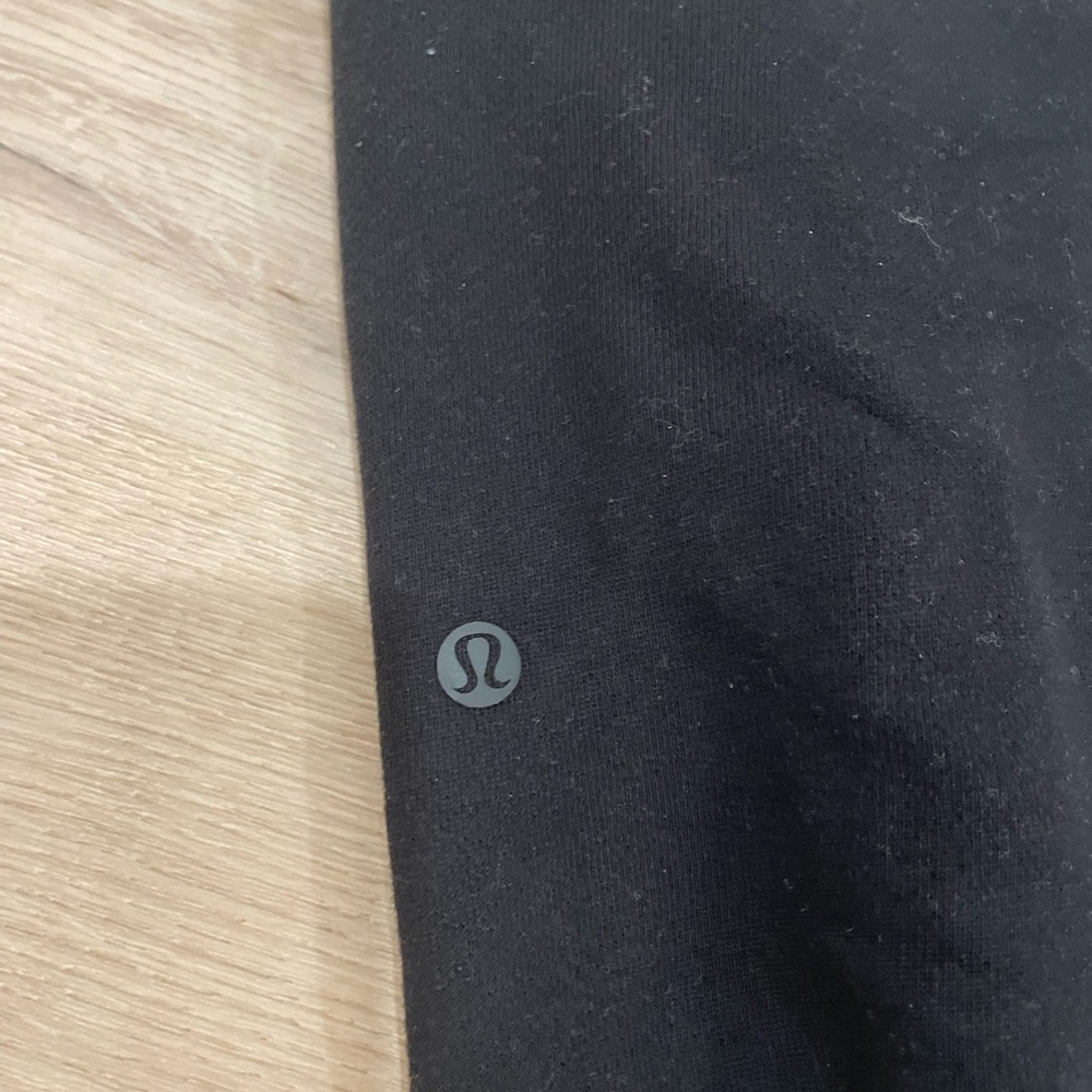 Lululemon Scuba Relaxed High-Rise Jogger in Black - Picture 6 of 7